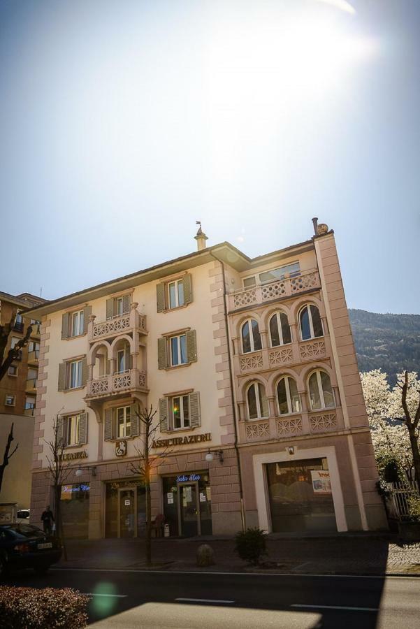 Bed And Breakfast Sweet Home Tirano Exteriér fotografie