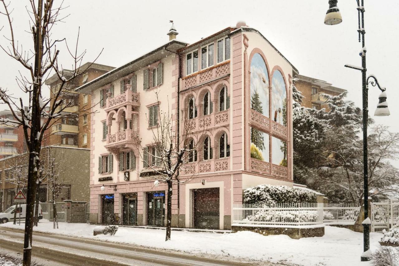Bed And Breakfast Sweet Home Tirano Exteriér fotografie